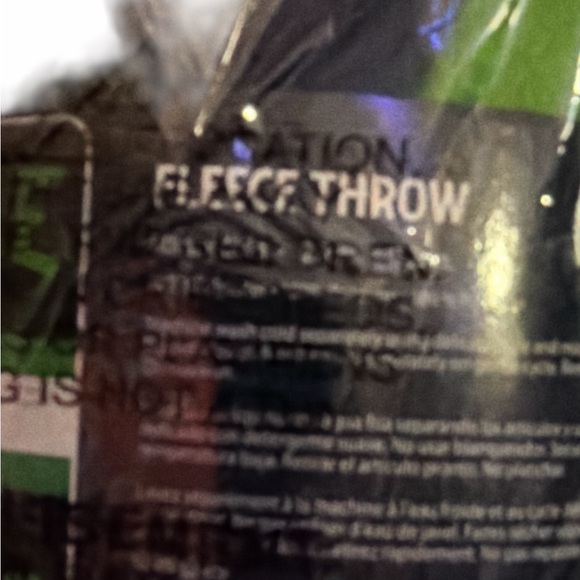 Seattle Seahawks Fleece Throw - Picture 2 of 2